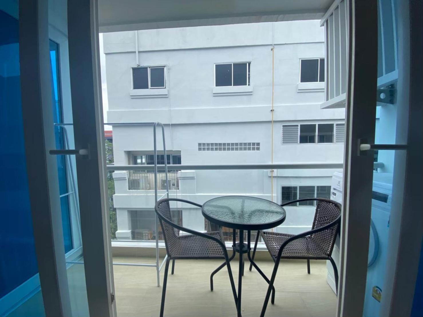 Grand Avenue Suites X Monthstayz Thailand Pattaya Zewnętrze zdjęcie