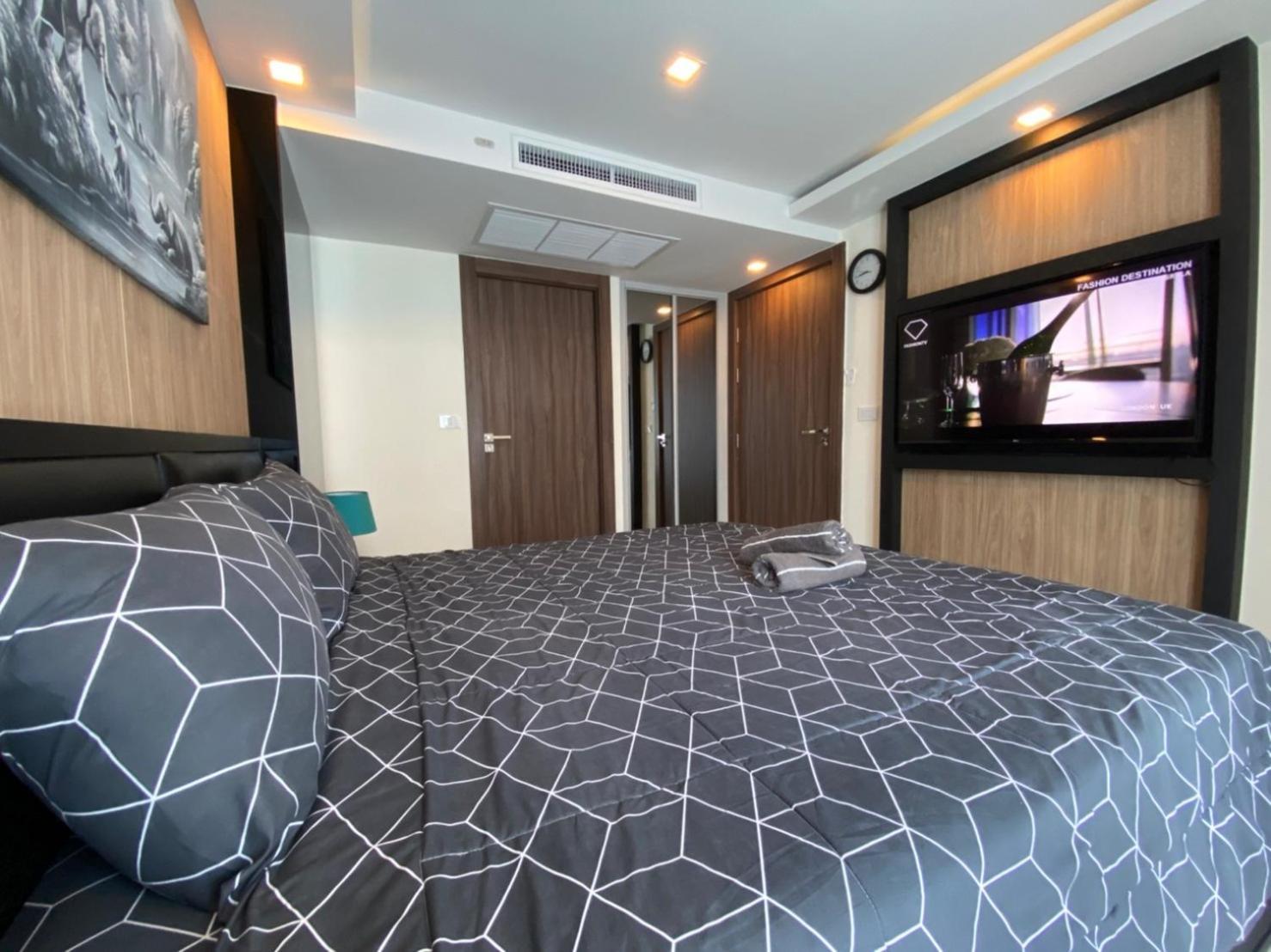 Grand Avenue Suites X Monthstayz Thailand Pattaya Zewnętrze zdjęcie