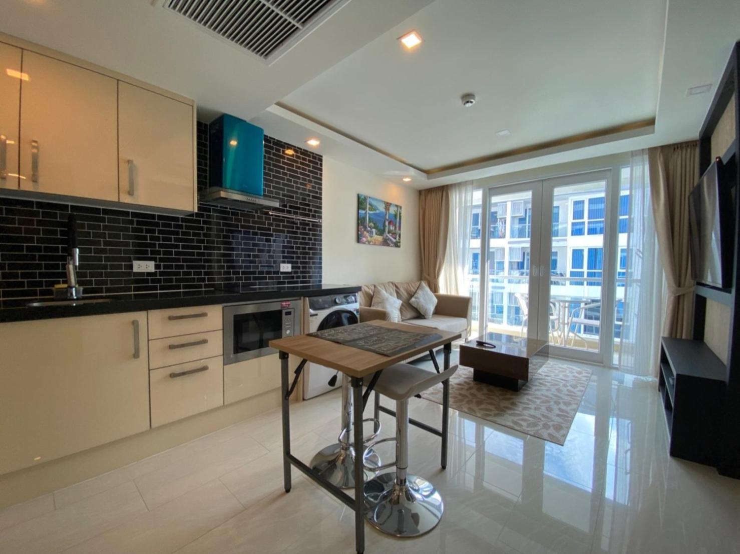 Grand Avenue Suites X Monthstayz Thailand Pattaya Zewnętrze zdjęcie