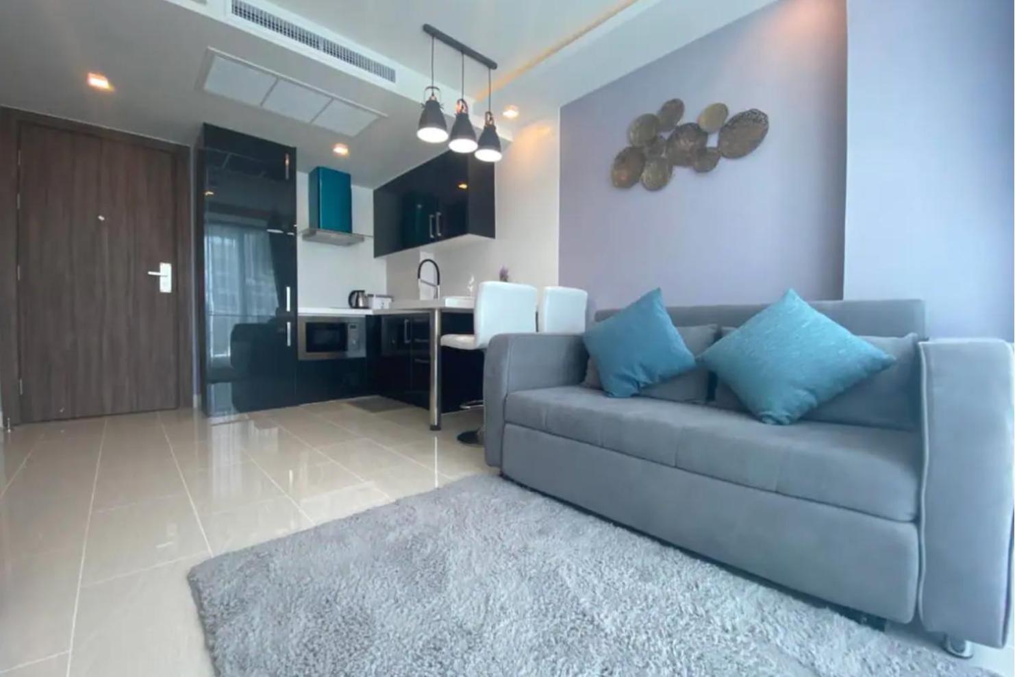 Grand Avenue Suites X Monthstayz Thailand Pattaya Zewnętrze zdjęcie