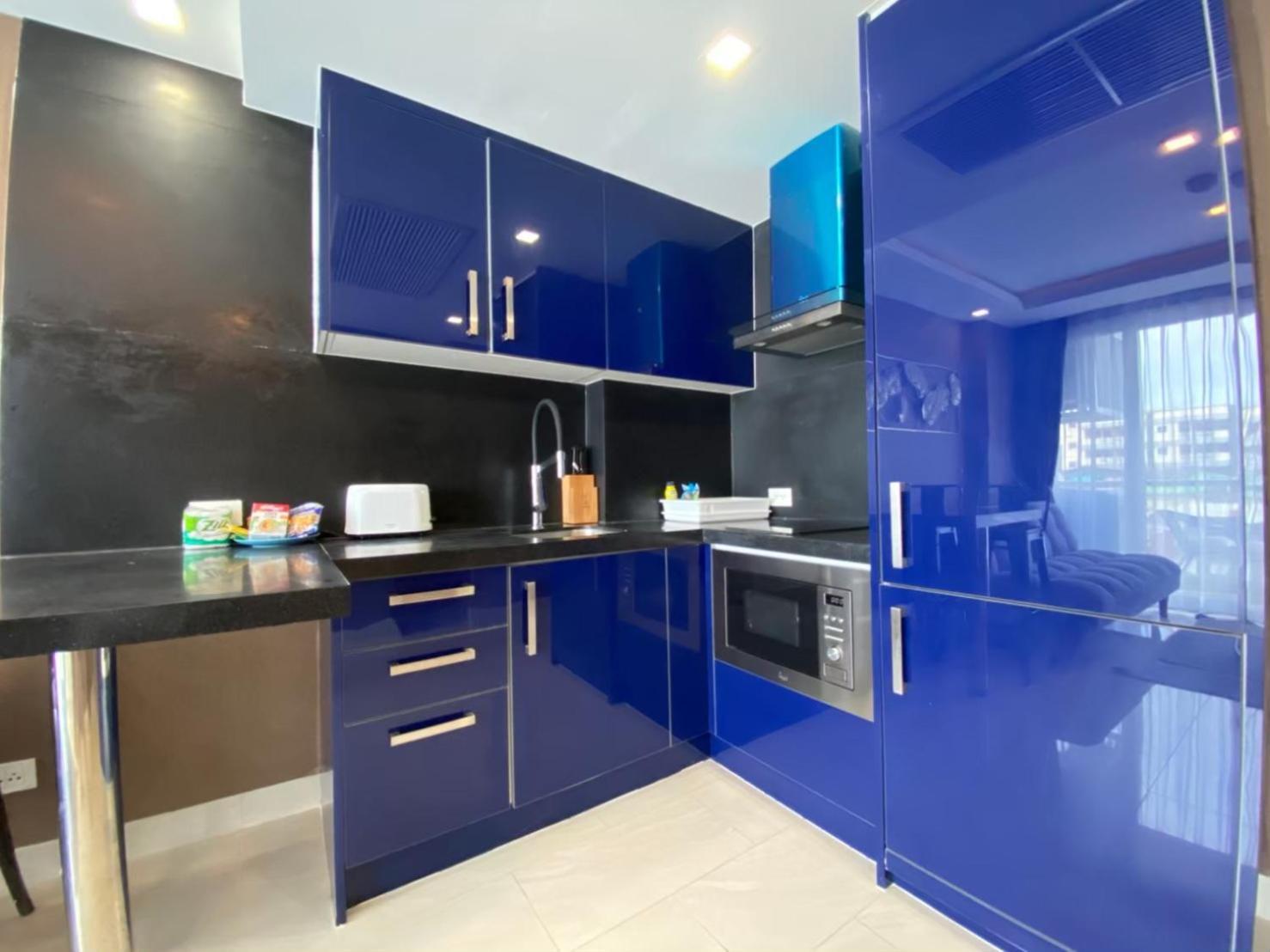 Grand Avenue Suites X Monthstayz Thailand Pattaya Zewnętrze zdjęcie