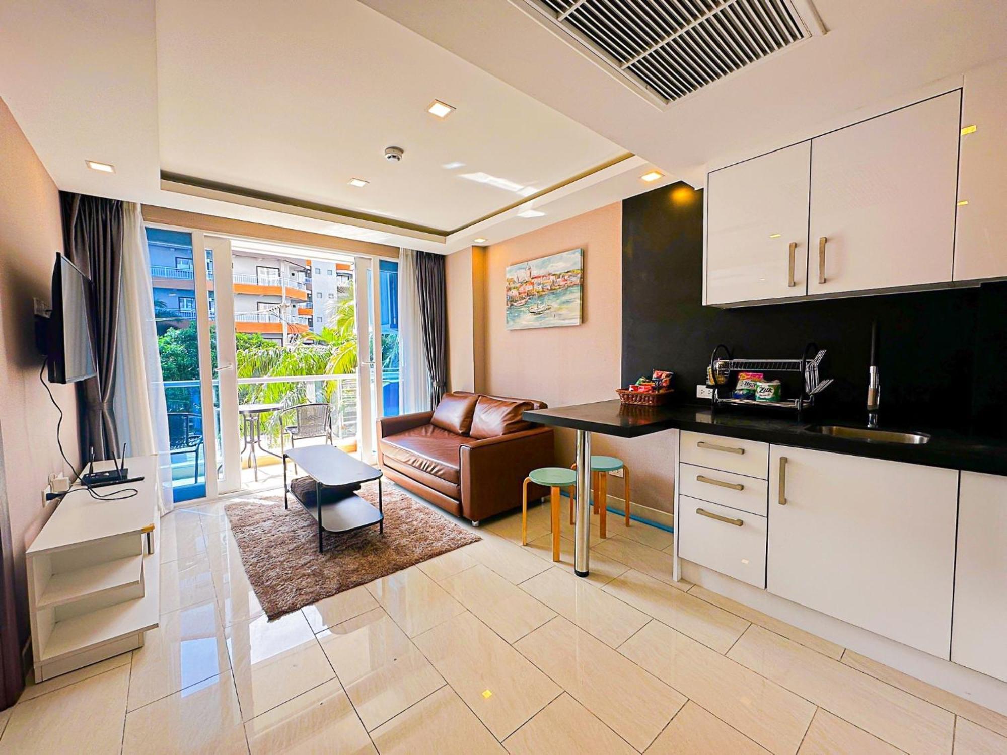 Grand Avenue Suites X Monthstayz Thailand Pattaya Zewnętrze zdjęcie