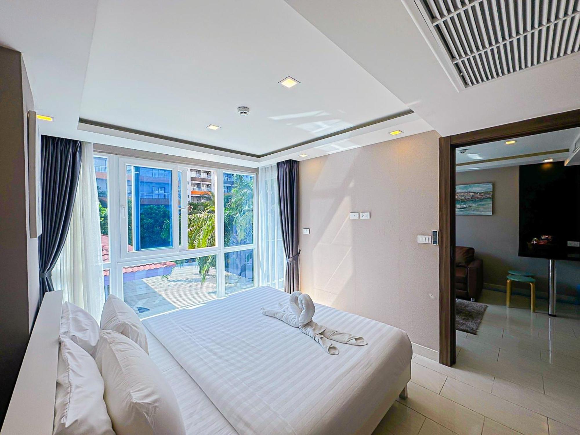 Grand Avenue Suites X Monthstayz Thailand Pattaya Zewnętrze zdjęcie