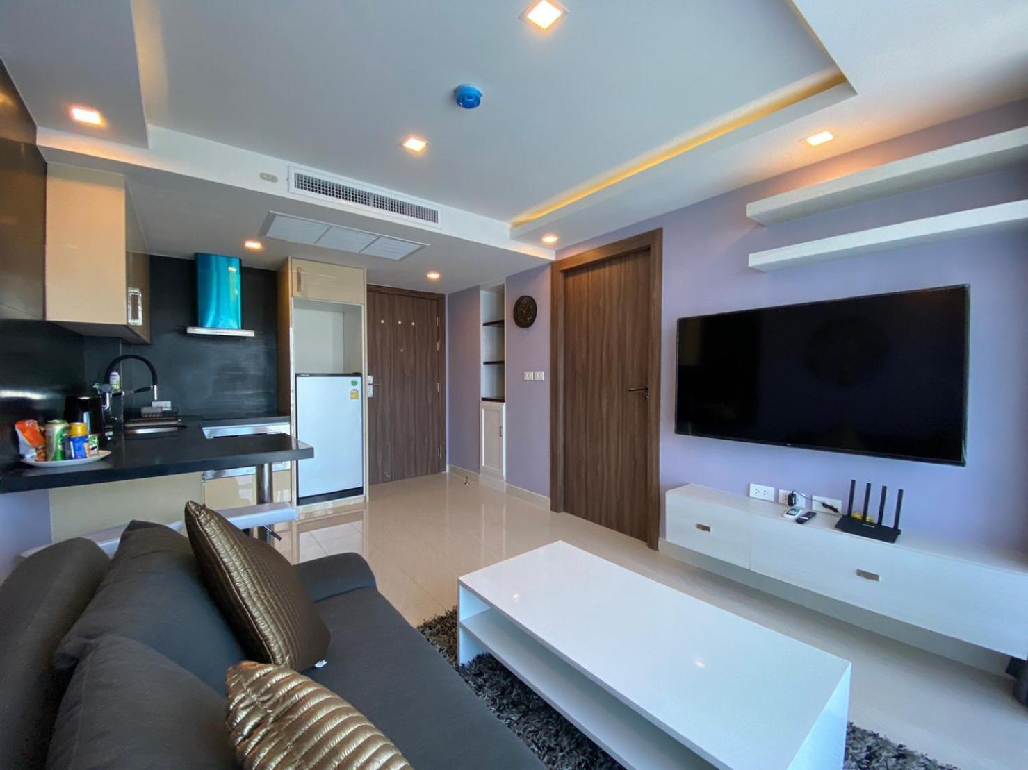 Grand Avenue Suites X Monthstayz Thailand Pattaya Zewnętrze zdjęcie